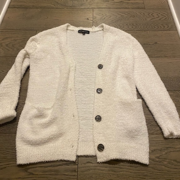 Cardigan - Picture 1 of 3